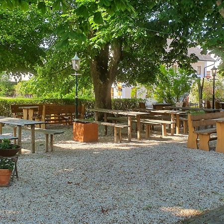 Landgasthof Geltinger Adlkofen Exterior foto